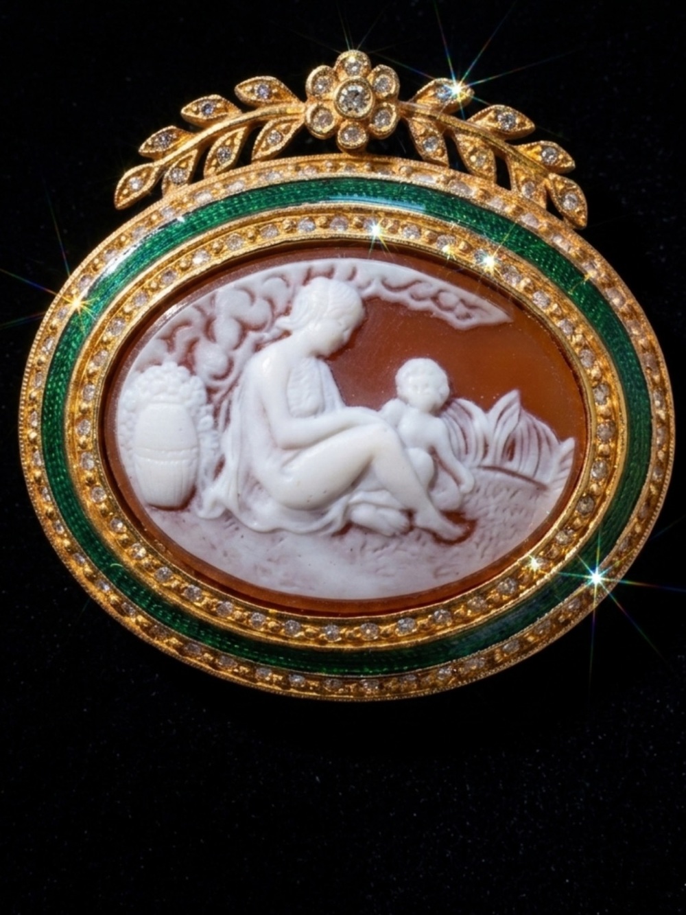 #40 Vintage Joan Rivers Classics Collection Mother & Child Cameo Brooch